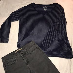 American Eagle oversized long sleeve tee